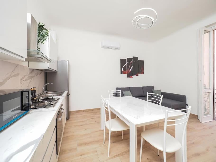 20 Min From Duomo Exclusive House - City Center Sesto San Giovanni Kültér fotó